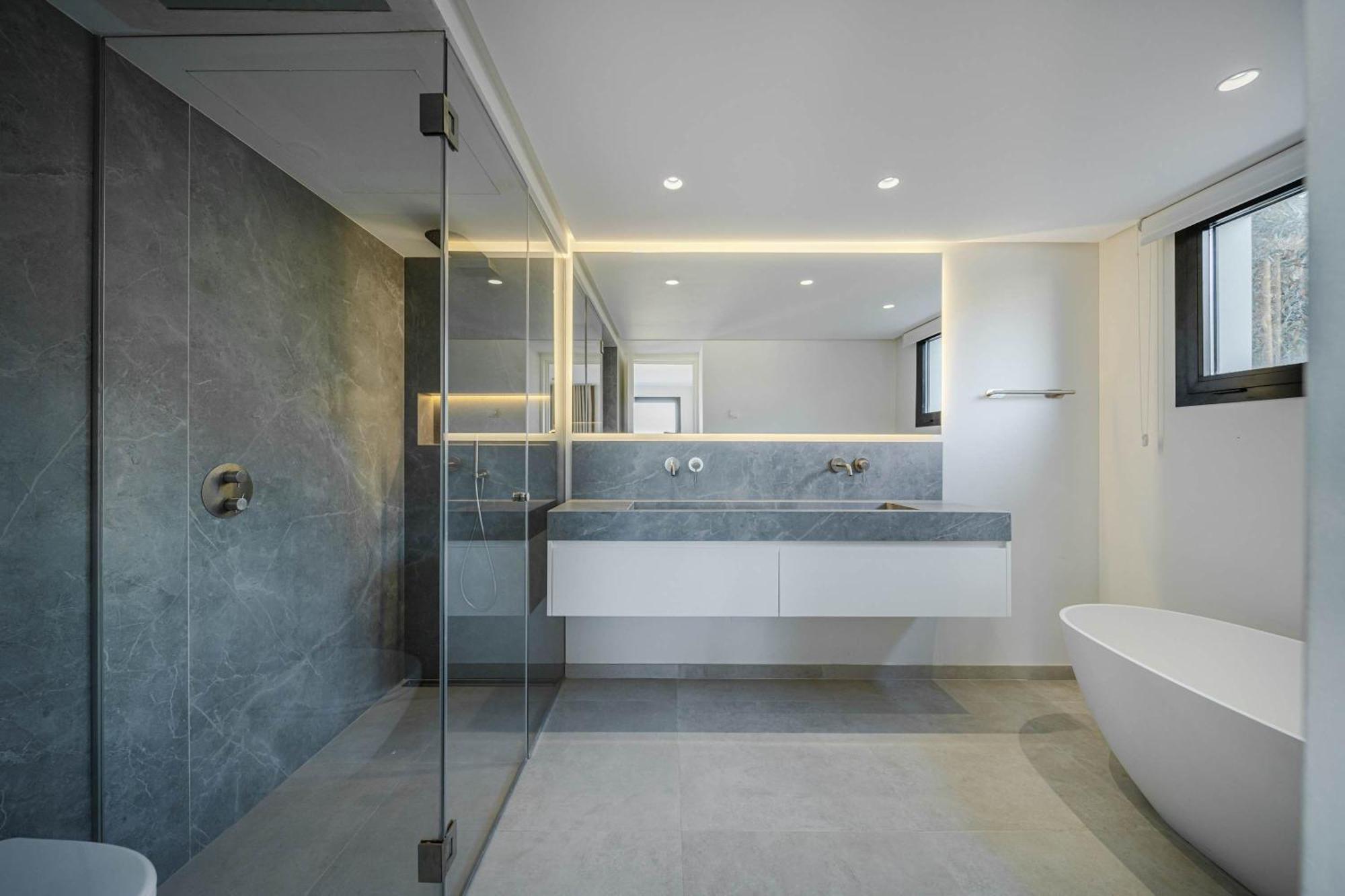 Kumaro 4 Bedroom Outdoor Pool Parking * Marbella